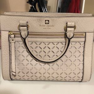 Small Kate Spade crossbody purse